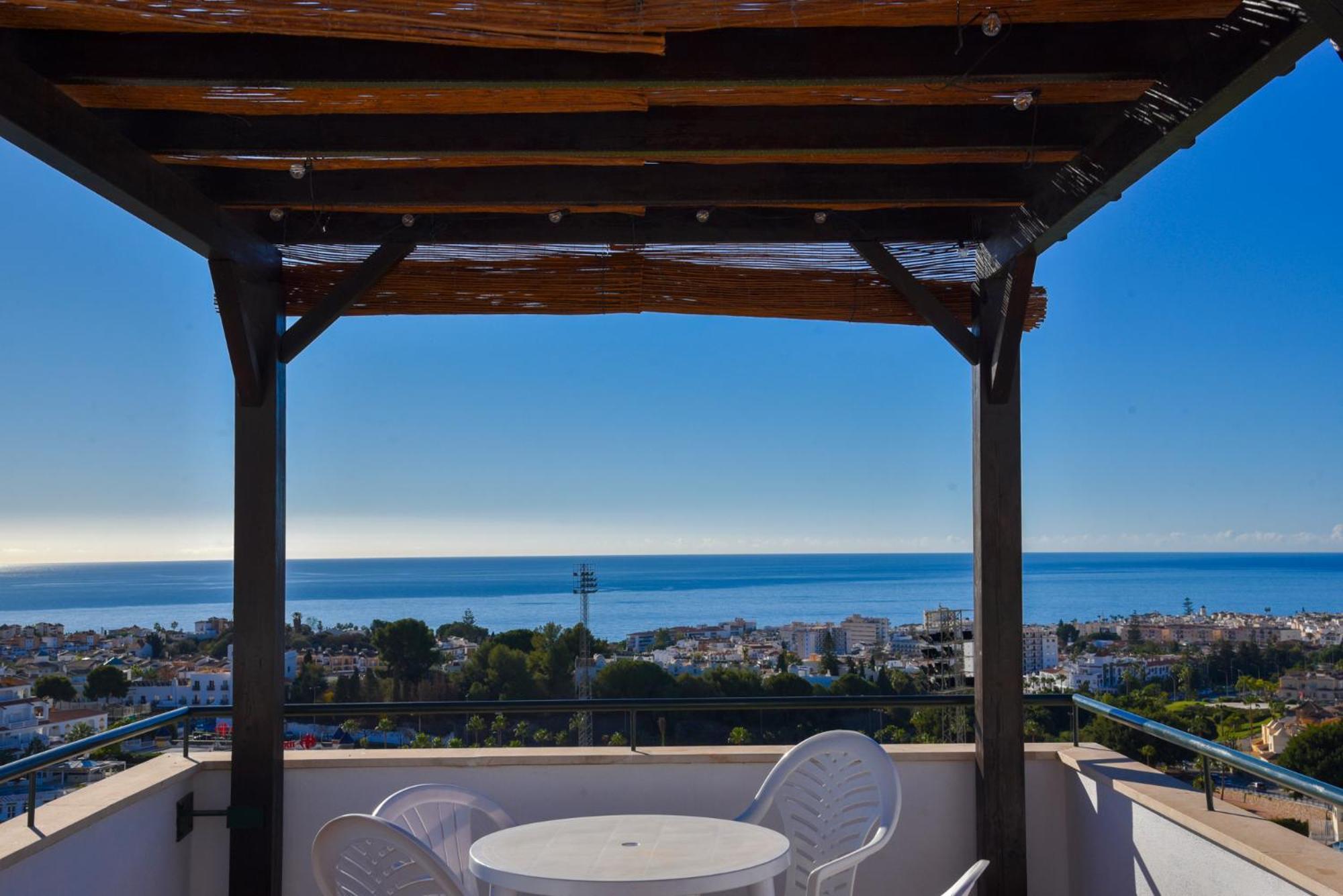 Atico En Mar De Nerja Apartment Ngoại thất bức ảnh
